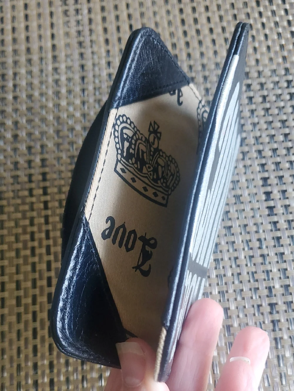 Vintage Juicy Couture Silver Glitter CHOOSE JUICY Leather Passport Wallet - Picture 6 of 13